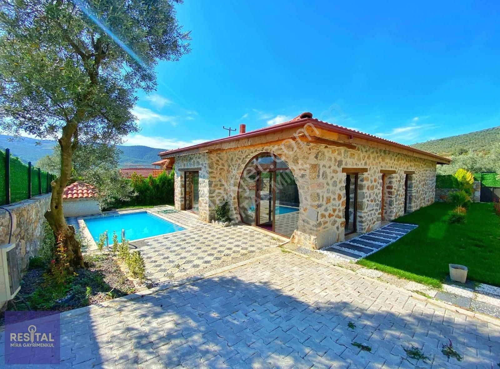 İznik Kaynarca Satılık Villa Resital Mira Gayrimenkul İznik Kaynarca 3+1 Satılık Villa