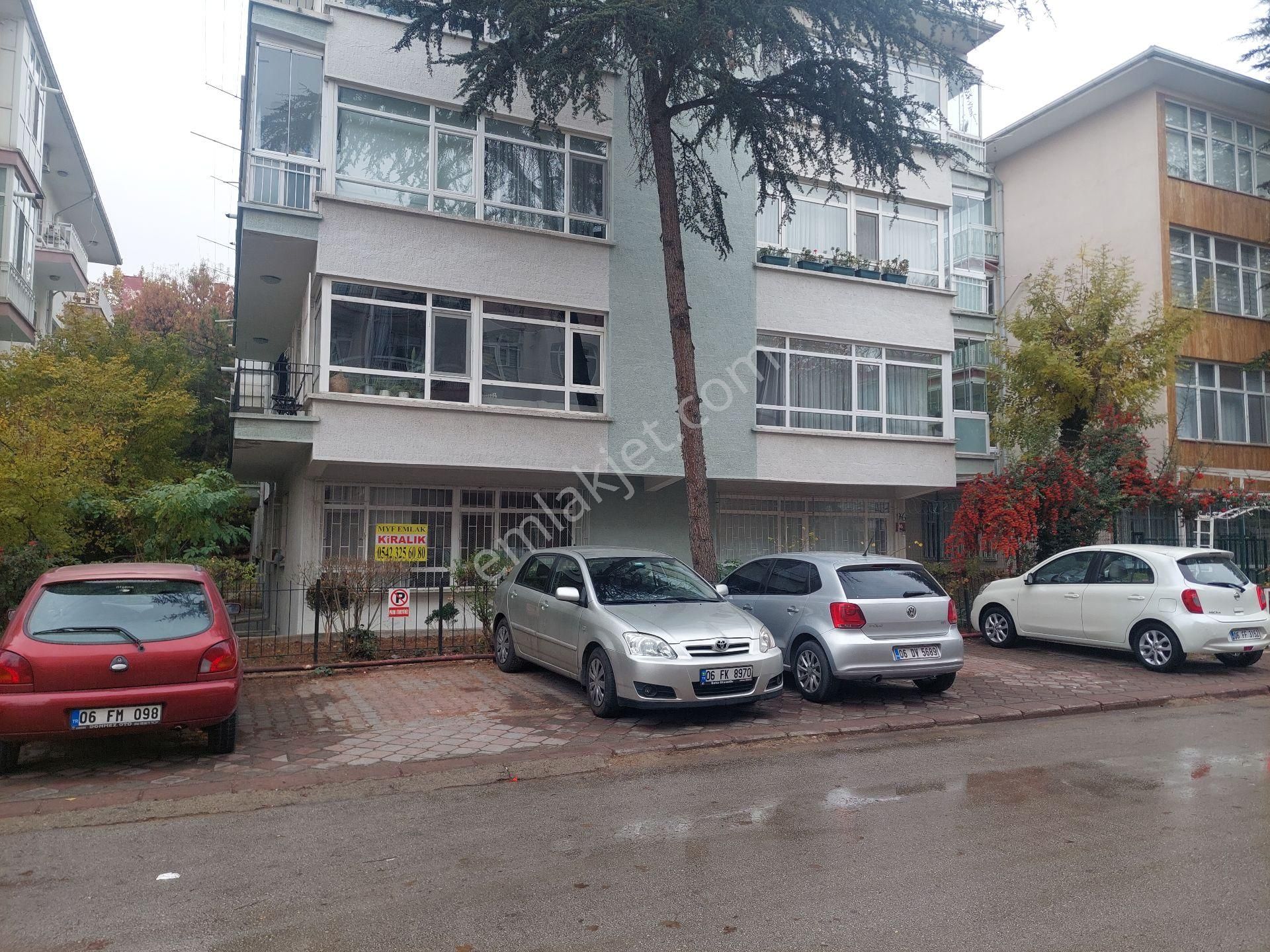 Çankaya Yukarı Bahçelievler Kiralık Daire  ANIT PARKA YAKIN 3+1 GİRİŞ ÖN CEPHE - AÇIK OTOPARKLI