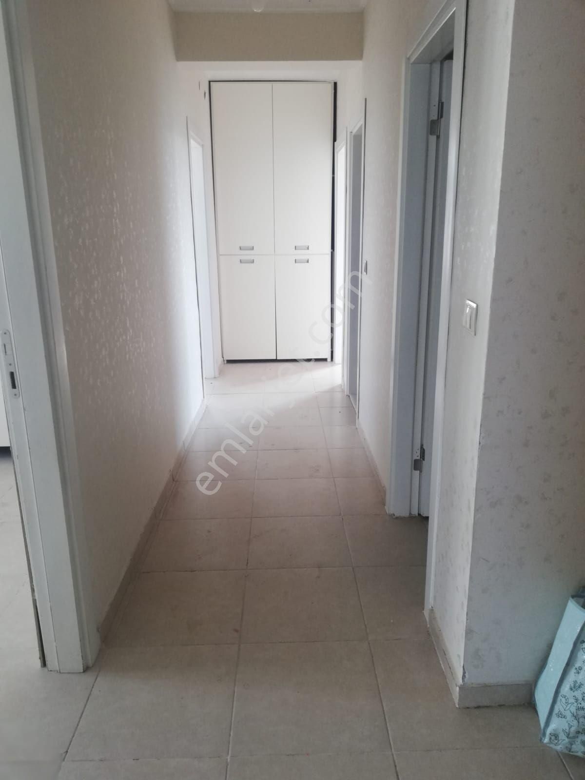 Bağlar Bağcılar Kiralık Daire Kayapınar Araştırma Civarı Kiralık Daire