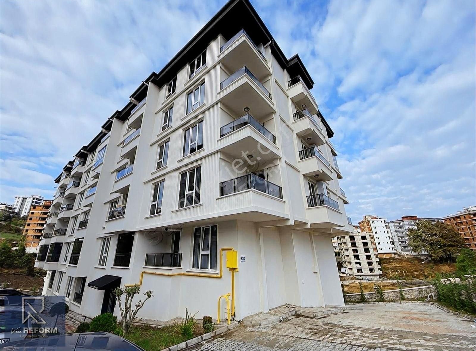 Atakum Körfez Satılık Daire Körfez Mah. Aykar sitesi FULL SIFIR(0) ultralüx eşyalı+KOMBİ 1+1