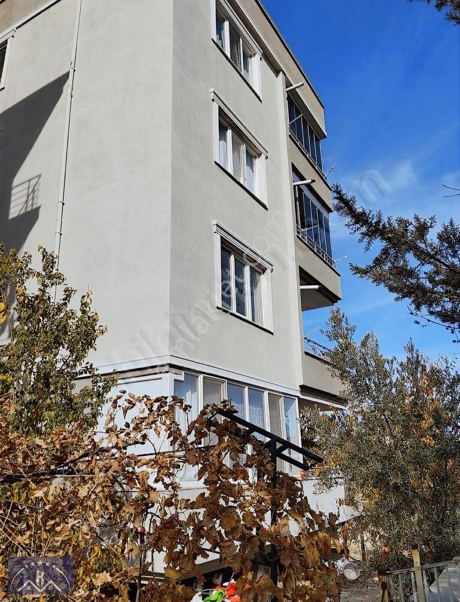 Burdur Merkez Armağan İlci Satılık Daire Burdur Armağan İlci Mah. 4+1 200m2 Teraslı Dubleks Satılık Daire