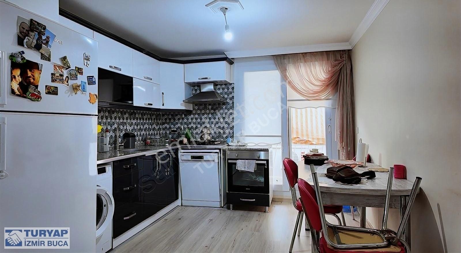 Buca Çamlıpınar Kiralık Daire TURYAP'TAN FULL EŞYALI GENİŞ TERASLI BAKIMLI DAİRE