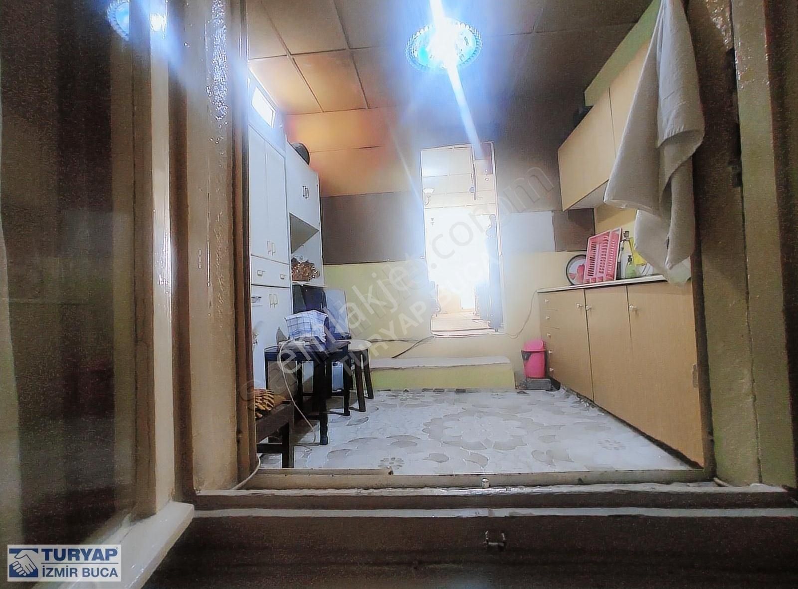 Turyap Buca'dan Dumlupınar Mh'de Müstakil Rum Evi Ticariye Uygun - Görsel 24