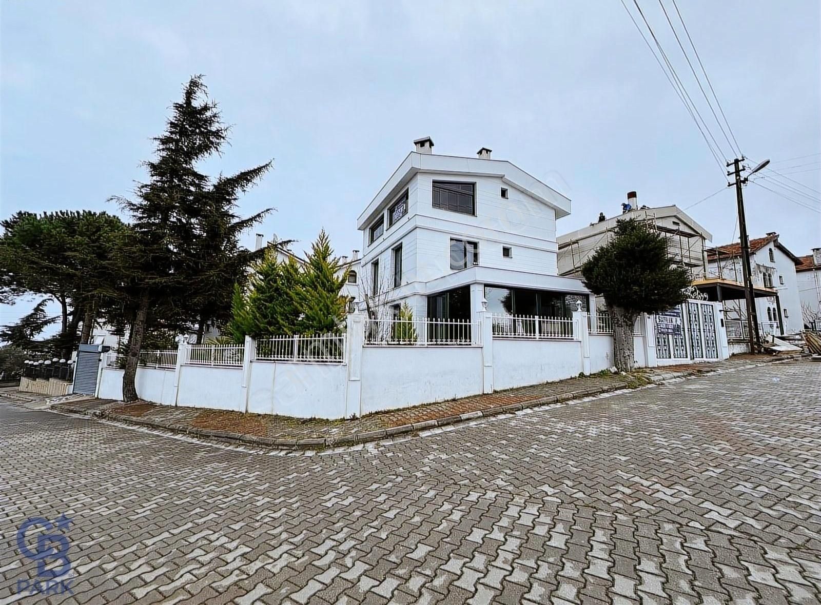 Atakum Yenimahalle Satılık Villa CB/PARK RUŞEN OKUL'DAN DEMİRKENT SİTESİNDE SATILIK LÜKS VİLLA