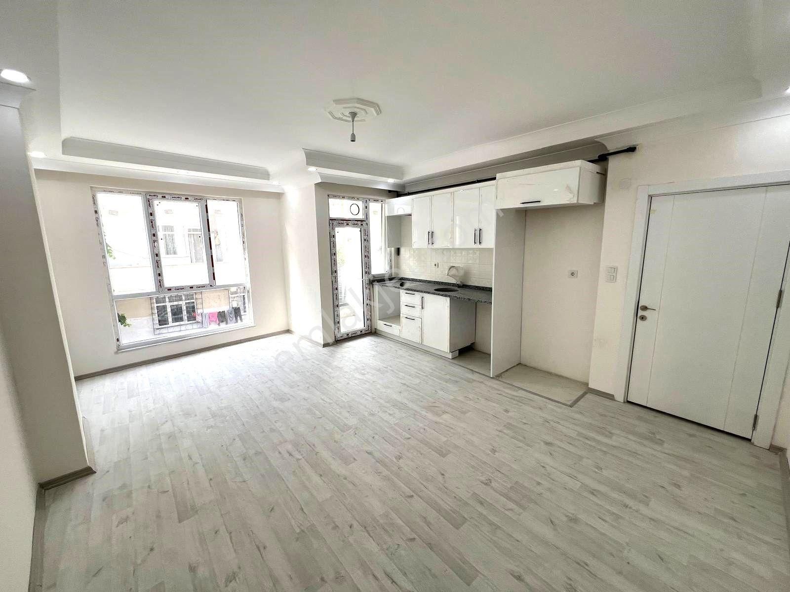 Küçükçekmece Tevfik Bey Kiralık Daire SEBA EMLAK'TAN TEVFİKBEY MH 2+1 80m2 SIFIR 2.KAT KİRALIK DAİRE..