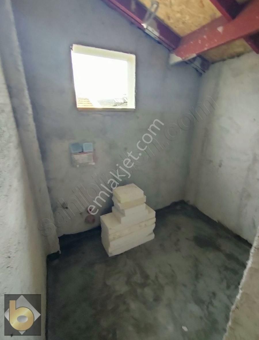 Cami Mahallesi'nde 3+1 Satılık Dubleks Daire - Görsel 2