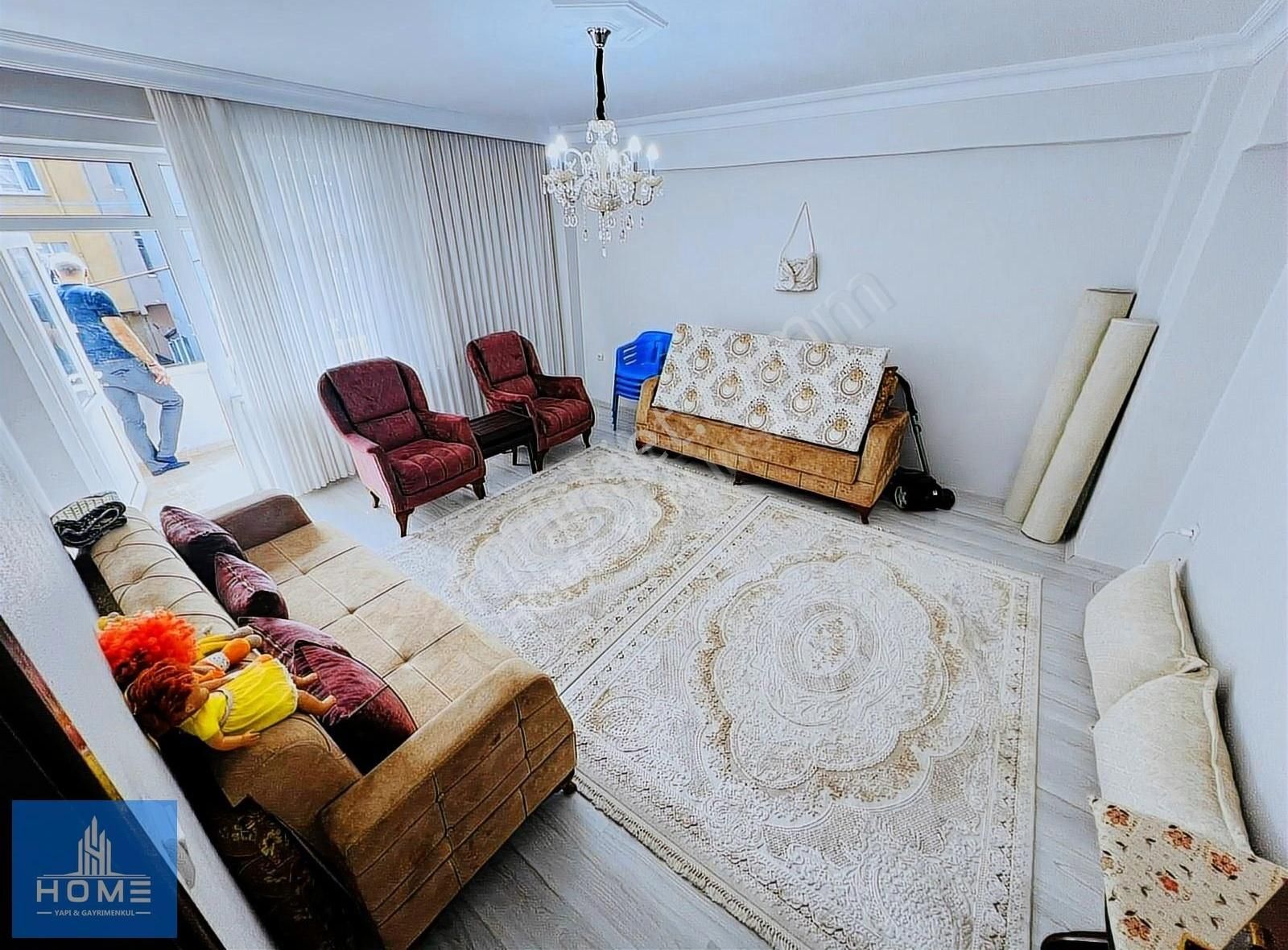 Sultangazi İsmetpaşa Satılık Daire HOME'DAN İSMETPAŞA MAH'DE ORDU CAD CEPHE 115M² 2+1 ARA KAT DAİRE