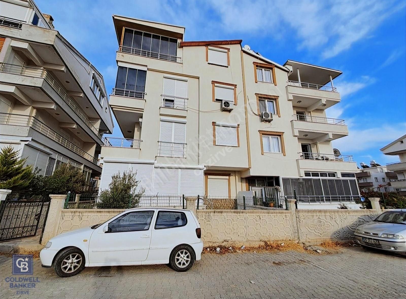 Didim Efeler Satılık Daire Didim Efeler'de Önü Kapanmaz 1+1 Bahçe Katı Satılık