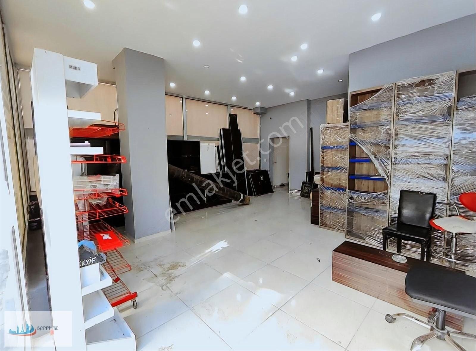 Çekmeköy Cumhuriyet Kiralık Dükkan & Mağaza KİRALIK CADDE ÜZERİ DÜKKAN KULLANIŞLI