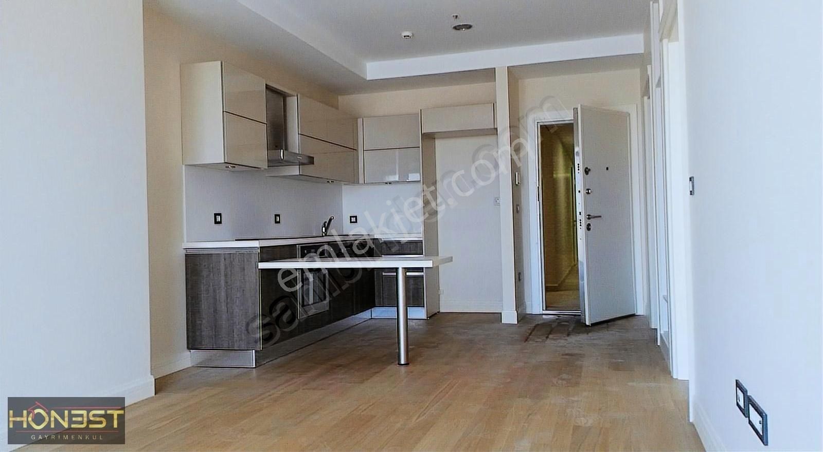 Gaziosmanpaşa Karadeniz Satılık Residence KİPTAŞ VENEZİA MEGA SATILIK 1+1 YATIRIMLIK DAİRE...HEMEN SUNUM