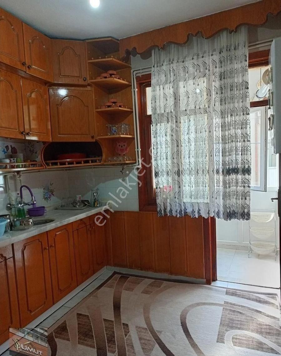 Karatay Nakipoğlu Satılık Daire KARATAY NAKİPOĞLU MAHALLESİ 3+1 ARAKAT BAKIMLI SATILIK DAİRE