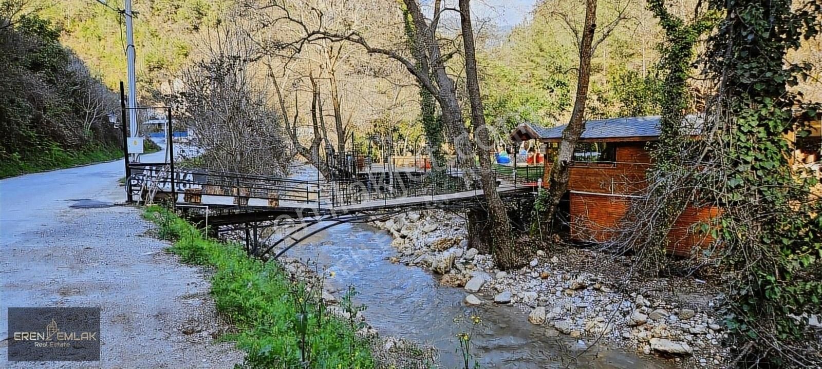 Alanya Bademağacı Satılık Tarla Eren Emlak'tan Bademağacında Deniz Manzaralı 1.801 Metre Tarla..