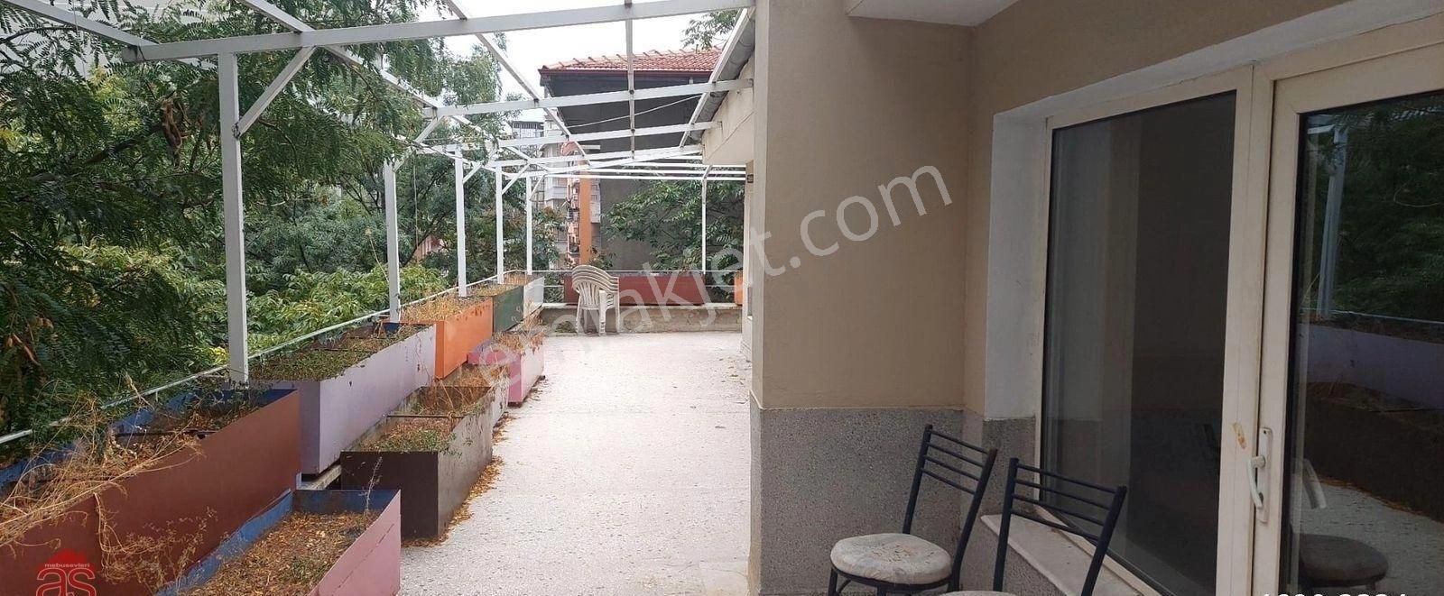 Çankaya Maltepe Kiralık Ofis Mobilyalı Maltepe Özveren Sk 3.katta 3+1 Kombili Teraslı