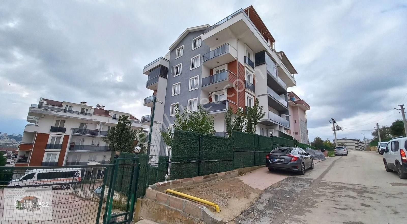 İzmit Gündoğdu Kiralık Daire YEŞİLOVA DA ARA KAT KİRALİK DAİRE