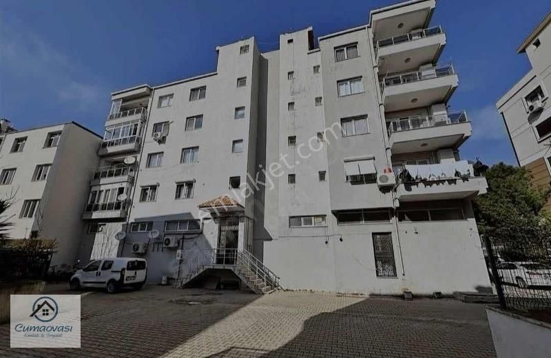 Menderes Kemalpaşa Satılık Daire CUMAOVASI EMLAKTAN ANA CADDE'DE SATILIK 3+1 DAİRE