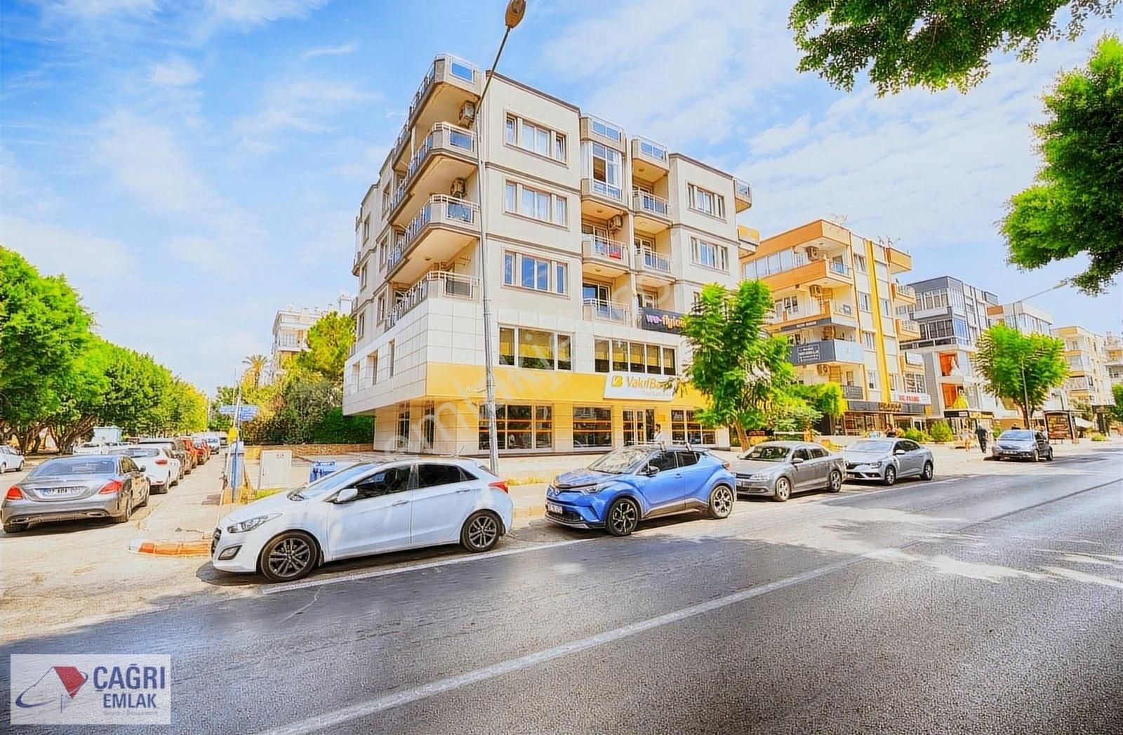 Muratpaşa Şirinyalı Kiralık Apartman Dairesi ÇAĞRI EMLAK'TAN ŞİRİNYALI MAH. İSMET GÖKŞEN CADDESİNDE 3+1 OFİS