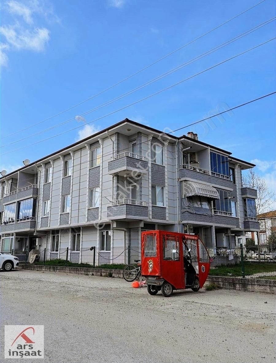 Karasu Aziziye Satılık Daire KARASU CARSI MERKEZDE SATILIK 3+1 DAİRE KOMBILI PETEKLI