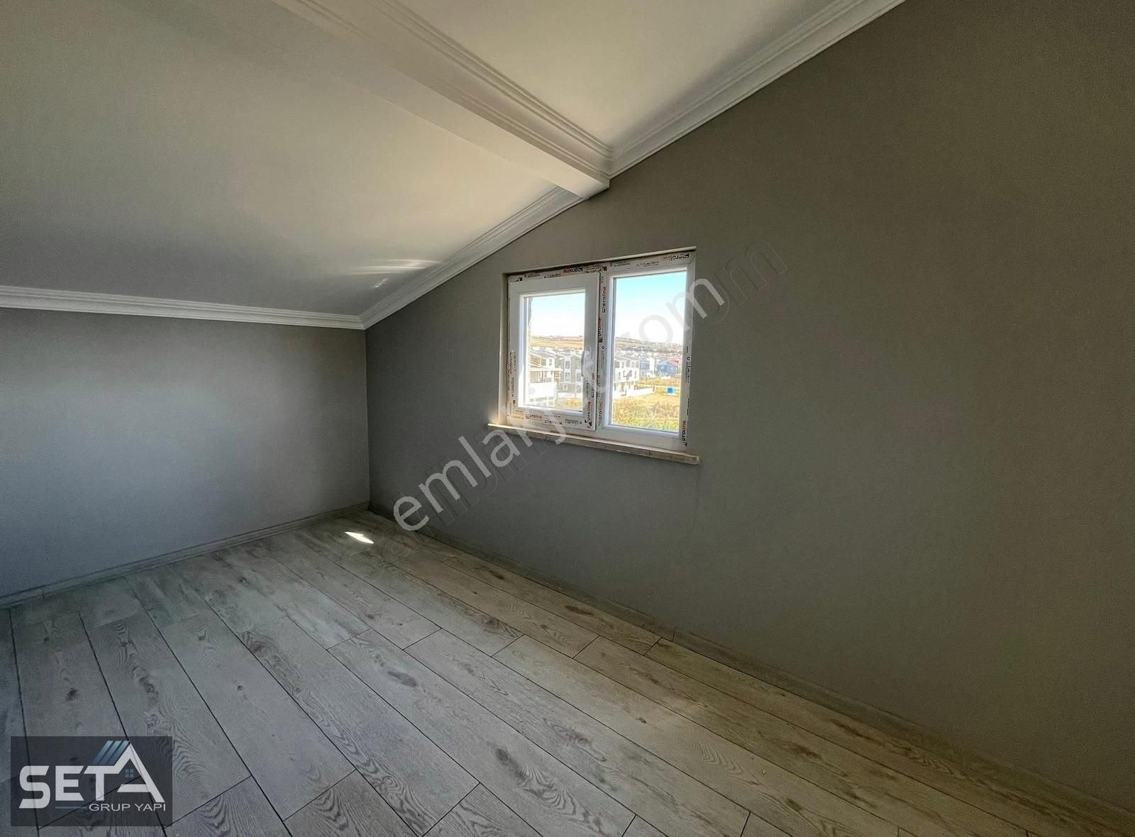 Seta Group - 5+1 Müstakil Havuza Uygun Baçeli Merkezi Konumda - Görsel 23