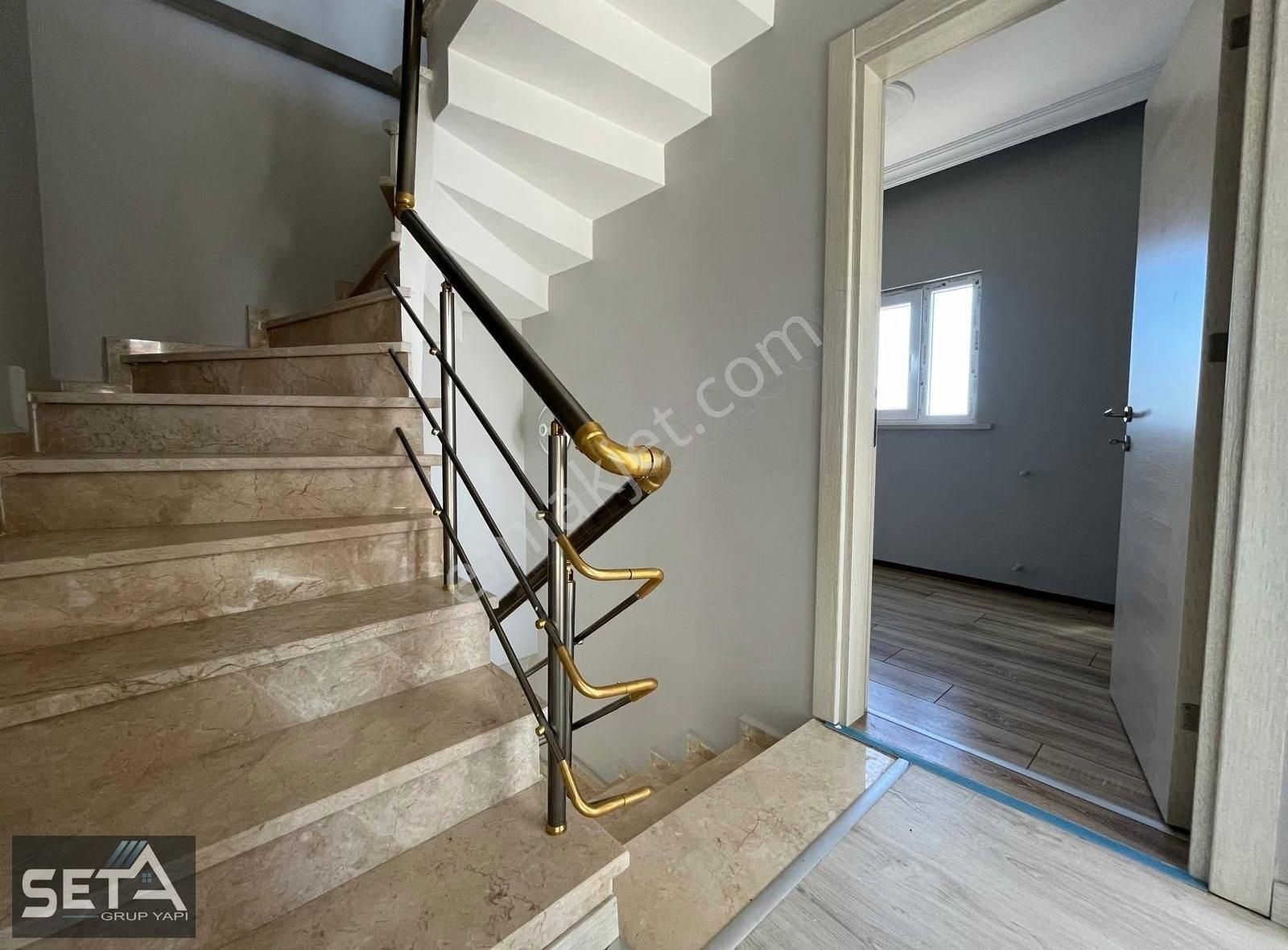 Seta Group - 5+1 Müstakil Havuza Uygun Baçeli Merkezi Konumda - Görsel 21