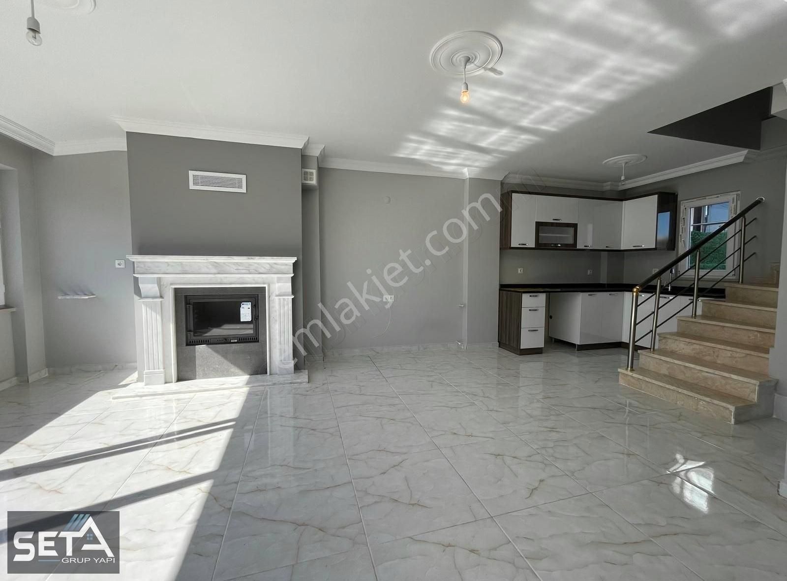 Seta Group - 5+1 Müstakil Havuza Uygun Baçeli Merkezi Konumda - Görsel 9