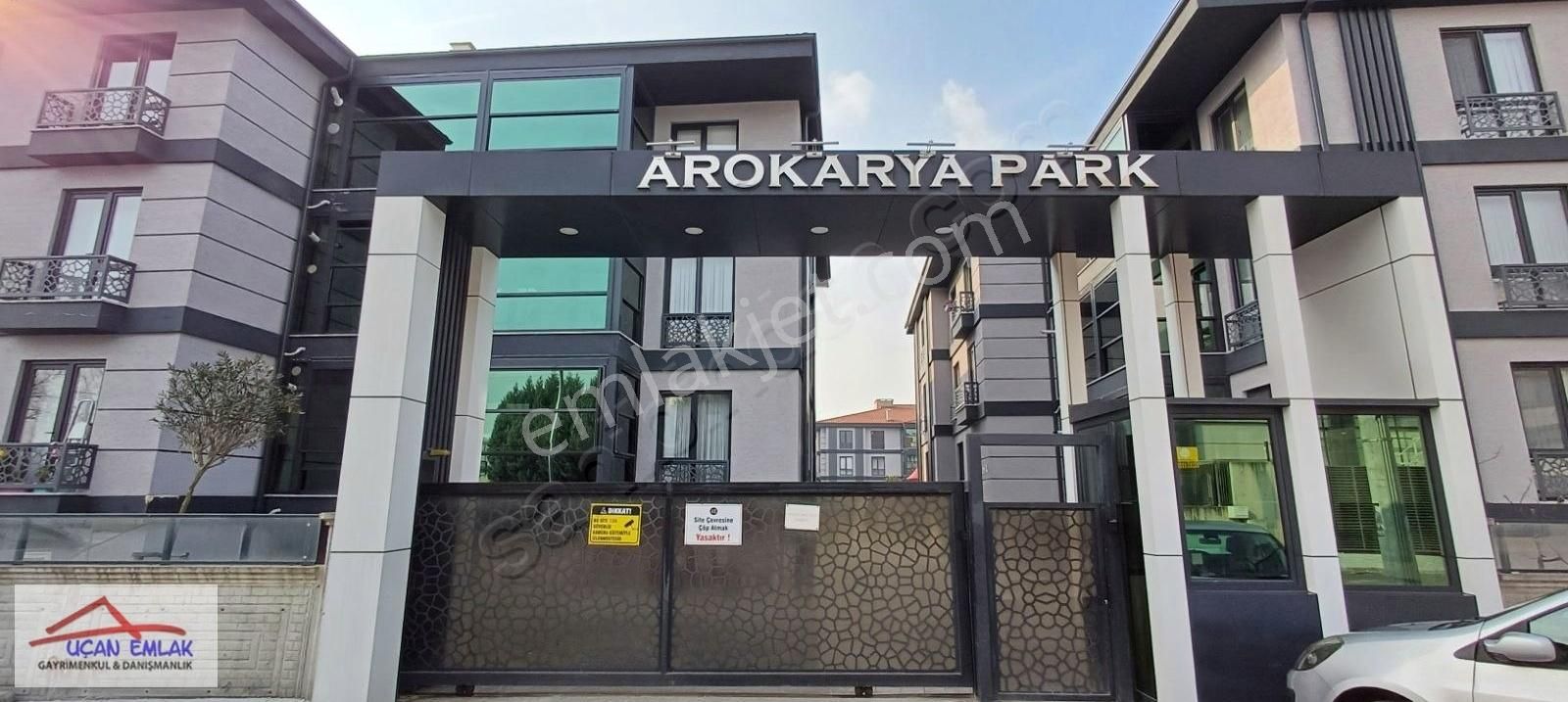 Adapazarı Yağcılar Satılık Daire AROKARYA PARK'TA EBEVEYN BANYOLU GİYİNMELİ ODALI K. OTOPARKLI