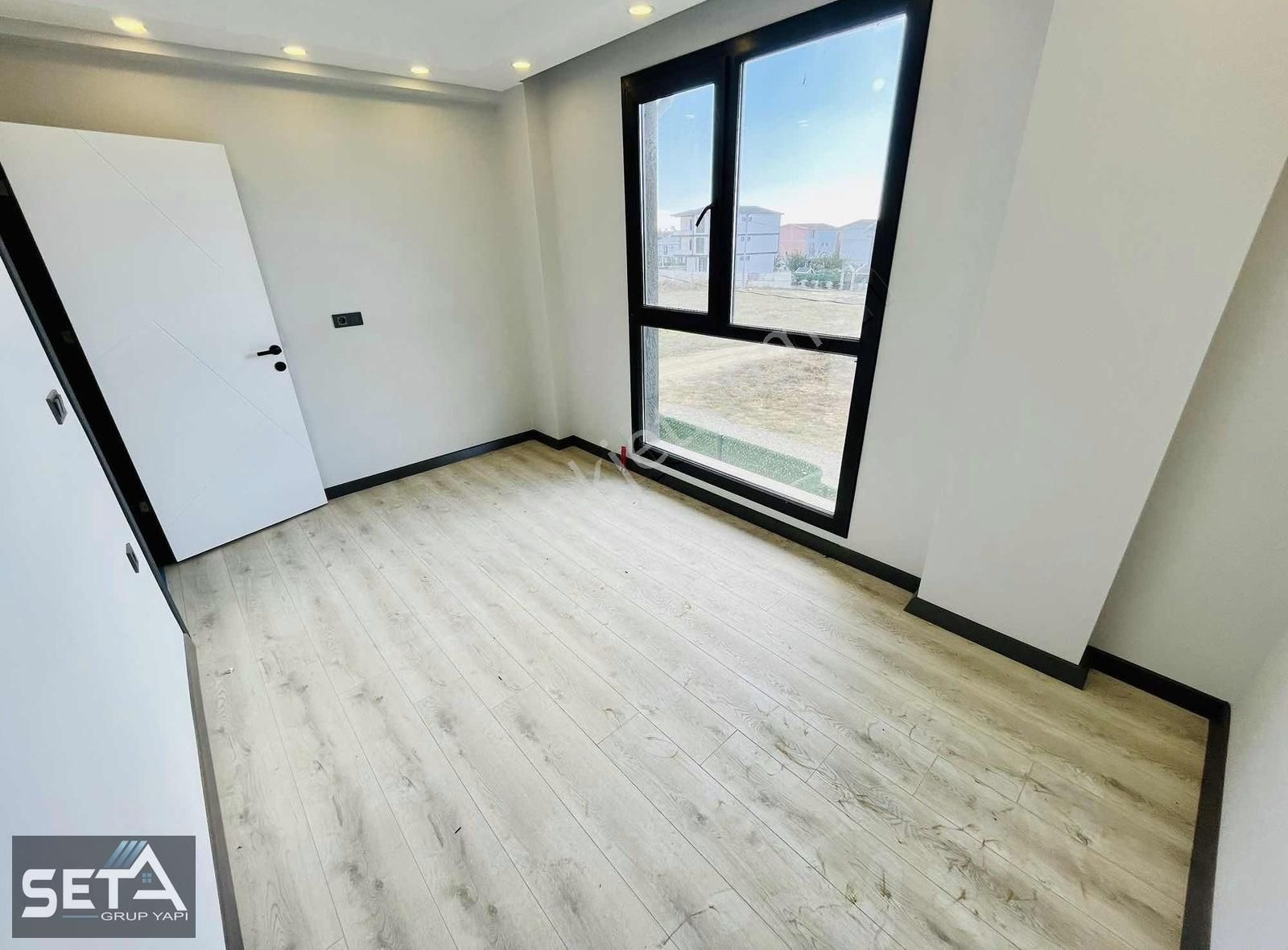 ▃▅▇seta Grup▇▅▃köşe Başı 6+1 Geniş Bahçeli Villa - Görsel 9