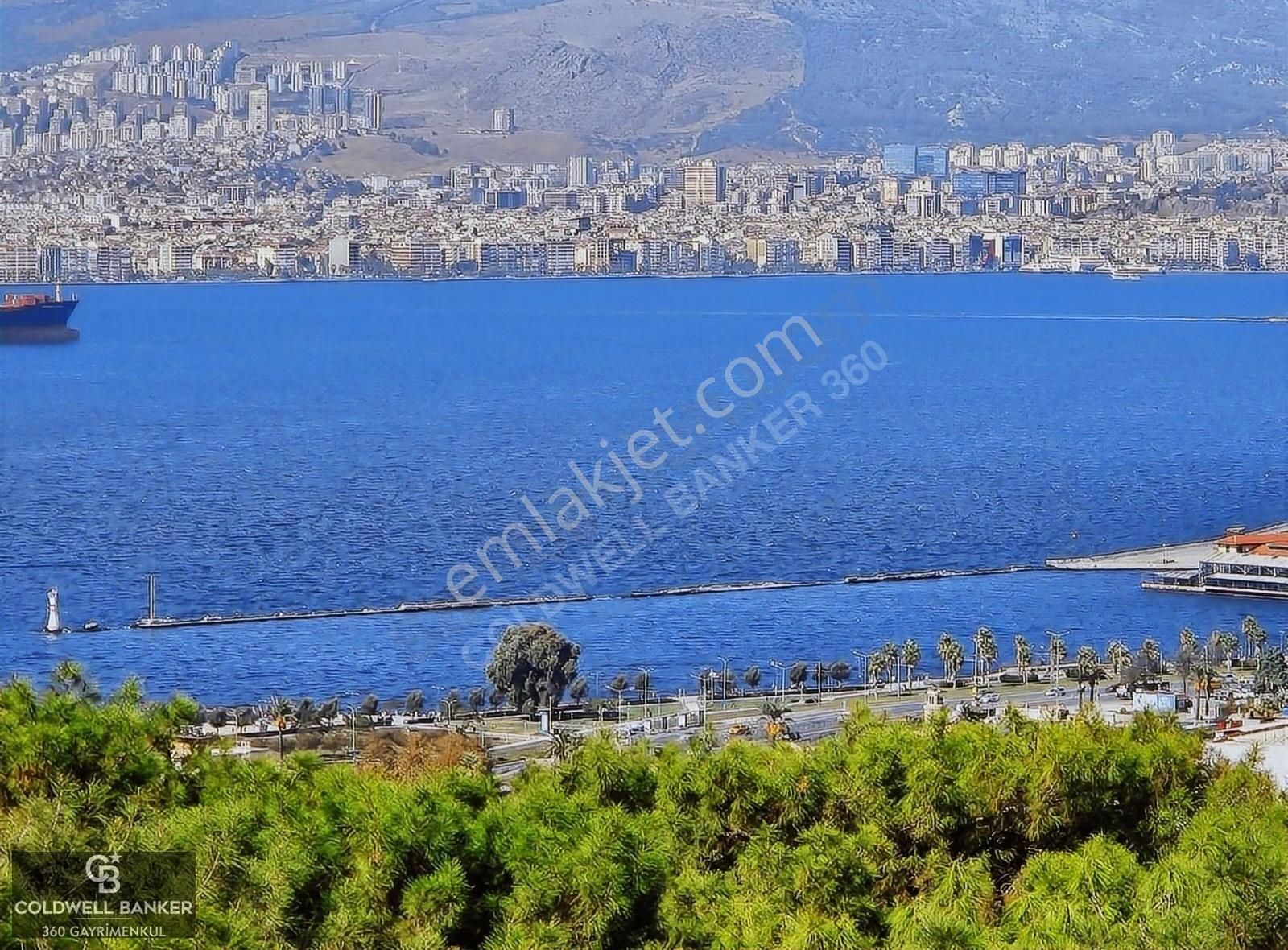 Konak Tınaztepe Satılık Bina İzmir Konak'ta Deniz Manzaralı Komple Satılık Bina