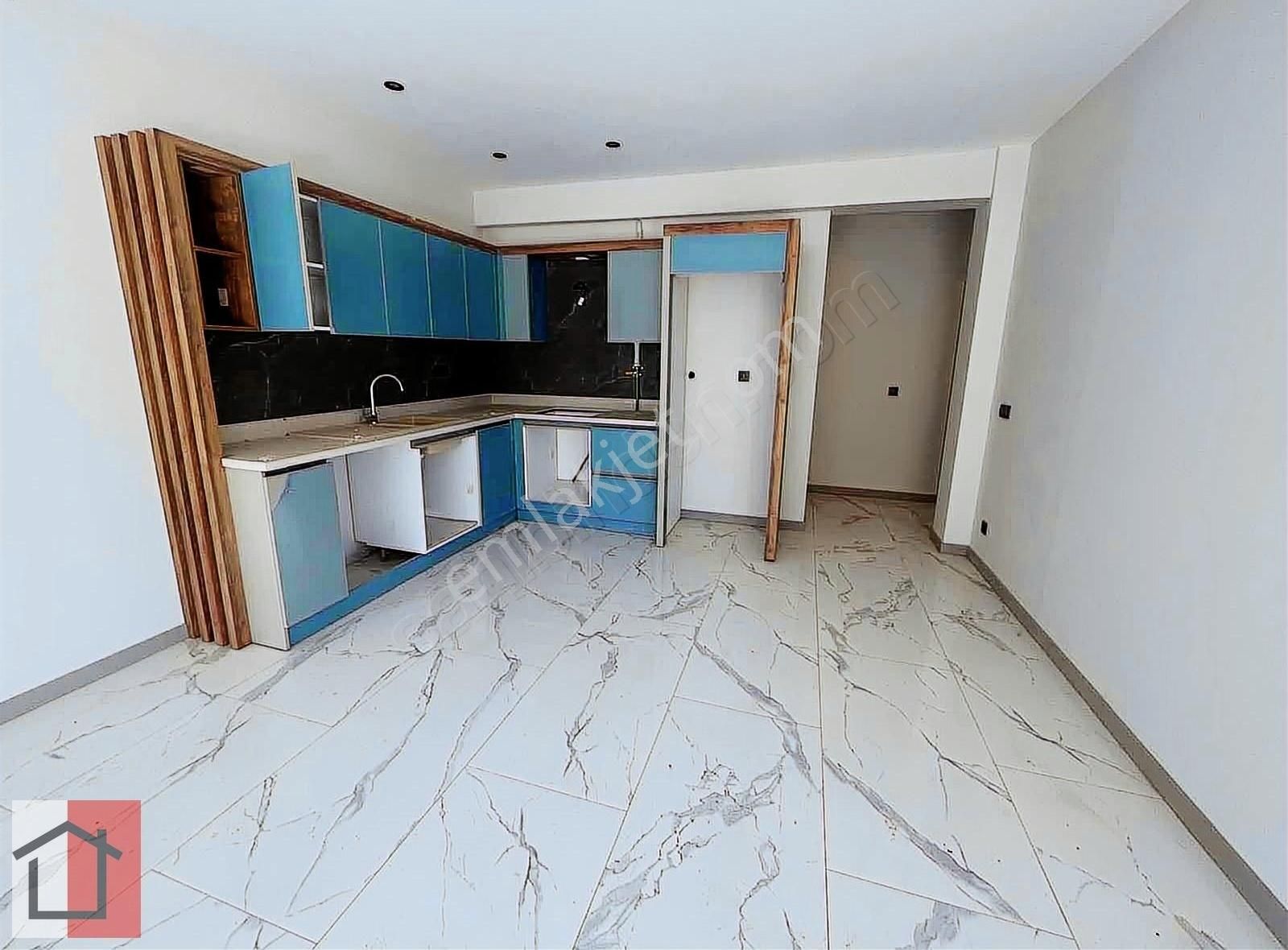 Kuşadası Otogar Arkası Bahçeli,güvenlikli Havuzlu Sitede Satılık - Görsel 7