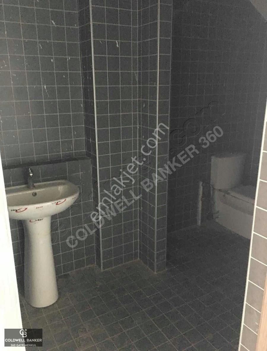 Gaziemir Fatih Kiralık Depo Sarnıç B~fab'da 250 M2 Ofis 500 M2 Depolama Alanı Kiralık Depo