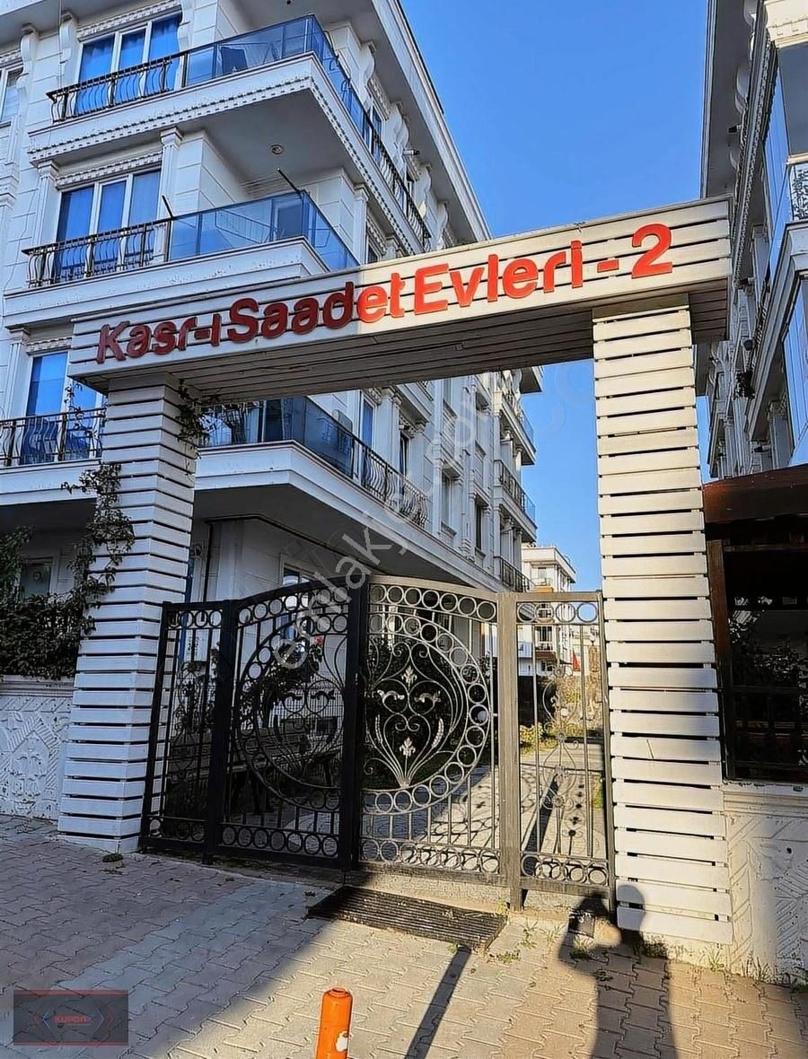 Beylikdüzü Kavaklı Satılık Daire KAVAKLI YAŞAM VADİSİNE KOMŞU 2+1 BUTİK SİTE