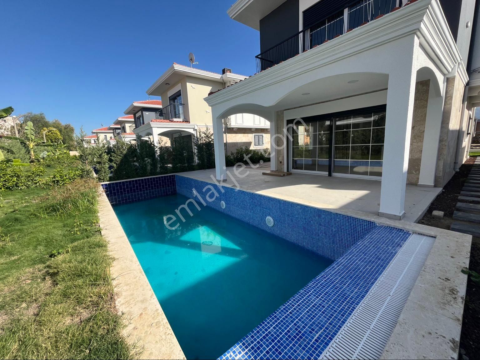 Kuşadası Davutlar Satılık Villa Kuşadası Davutlar’da Özel Havuzlu Satılık 3+1 Villa