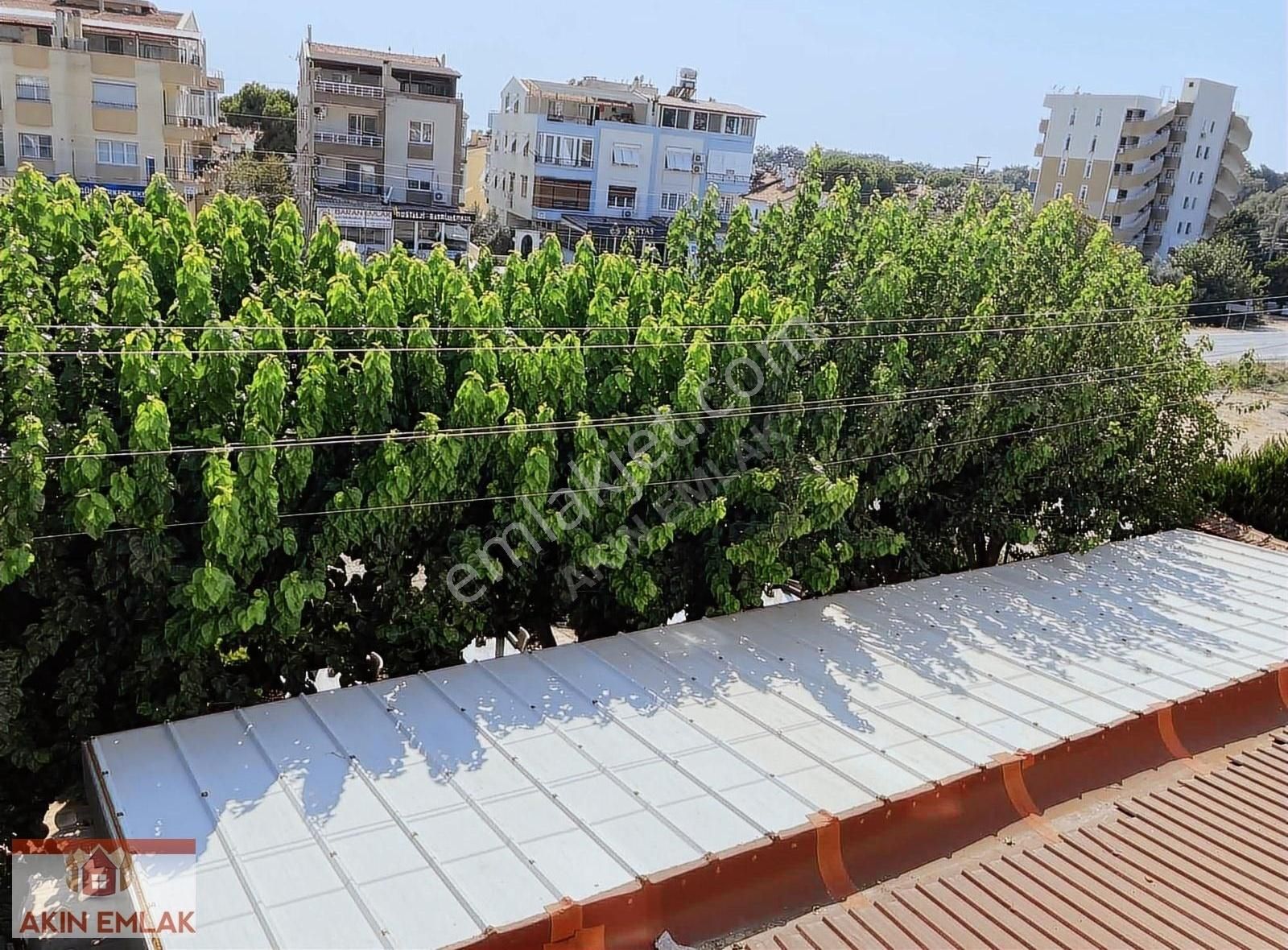 Menderes Orta Satılık Daire DENİZ MANZARALI ÇİT TERASLI DUBLEKS