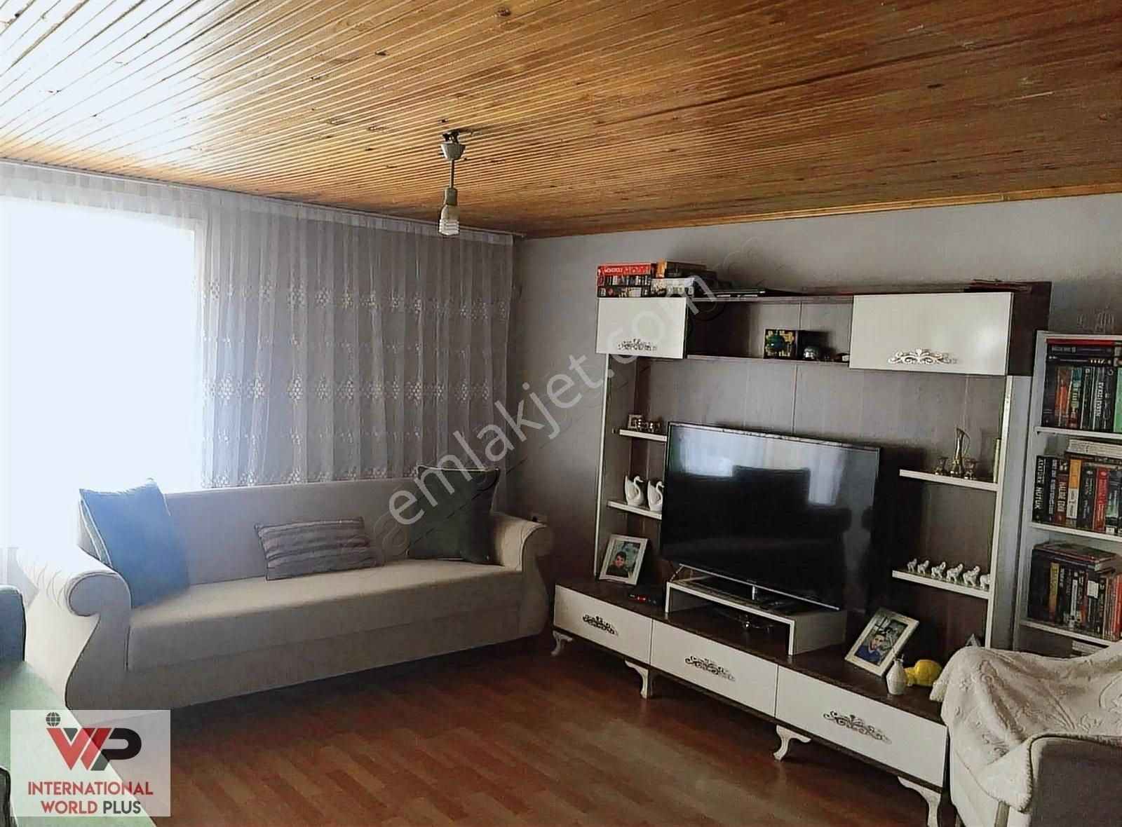 Fatih Zeyrek Satılık Daire FATİH ZEYREKTE ÇOK ÖZEL LOKASYONDA 2+1 SATILIK DAİRE