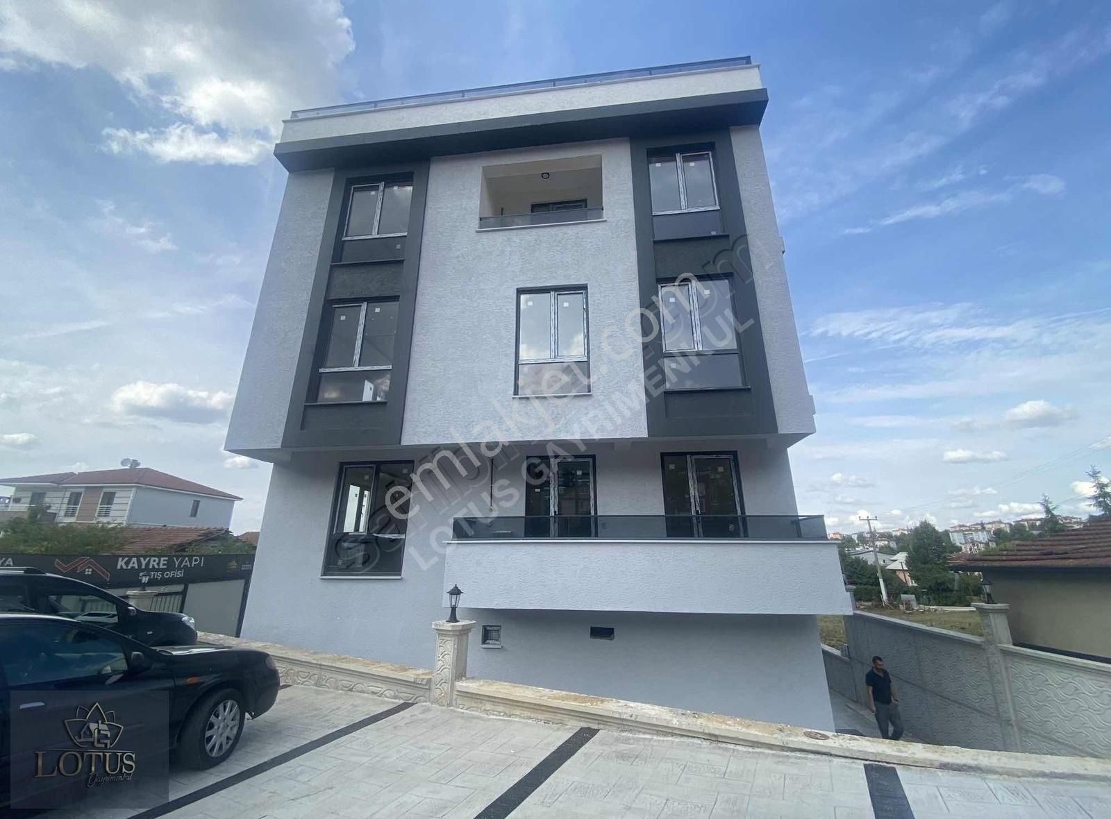 Başiskele Döngel Satılık Daire BAŞİSKELE DÖNGEL 4+1 EBEVEYN BANYOLU GİYİNME ODALI SATILIK DAİRE