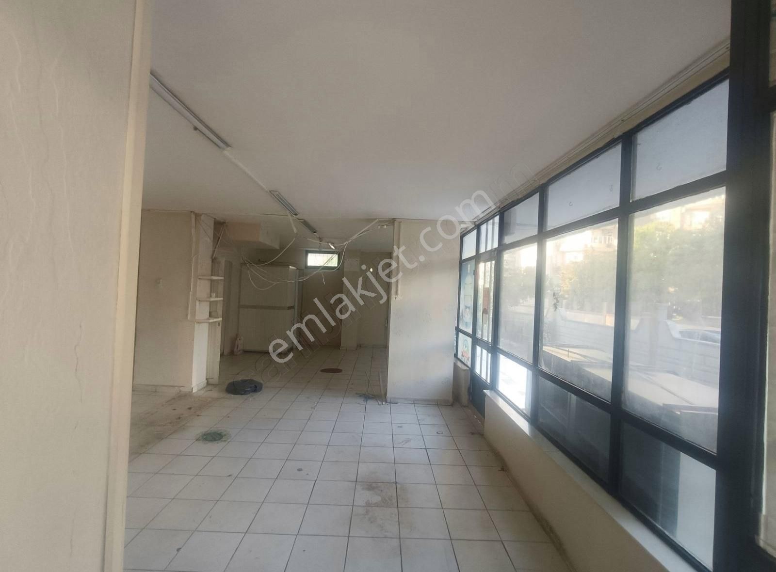 Muratpaşa Güzeloba Kiralık Dükkan & Mağaza Güzeloba And. Hst. Arkası HER İŞE Uygun KÖŞE DÜKKAN 100m2 19000