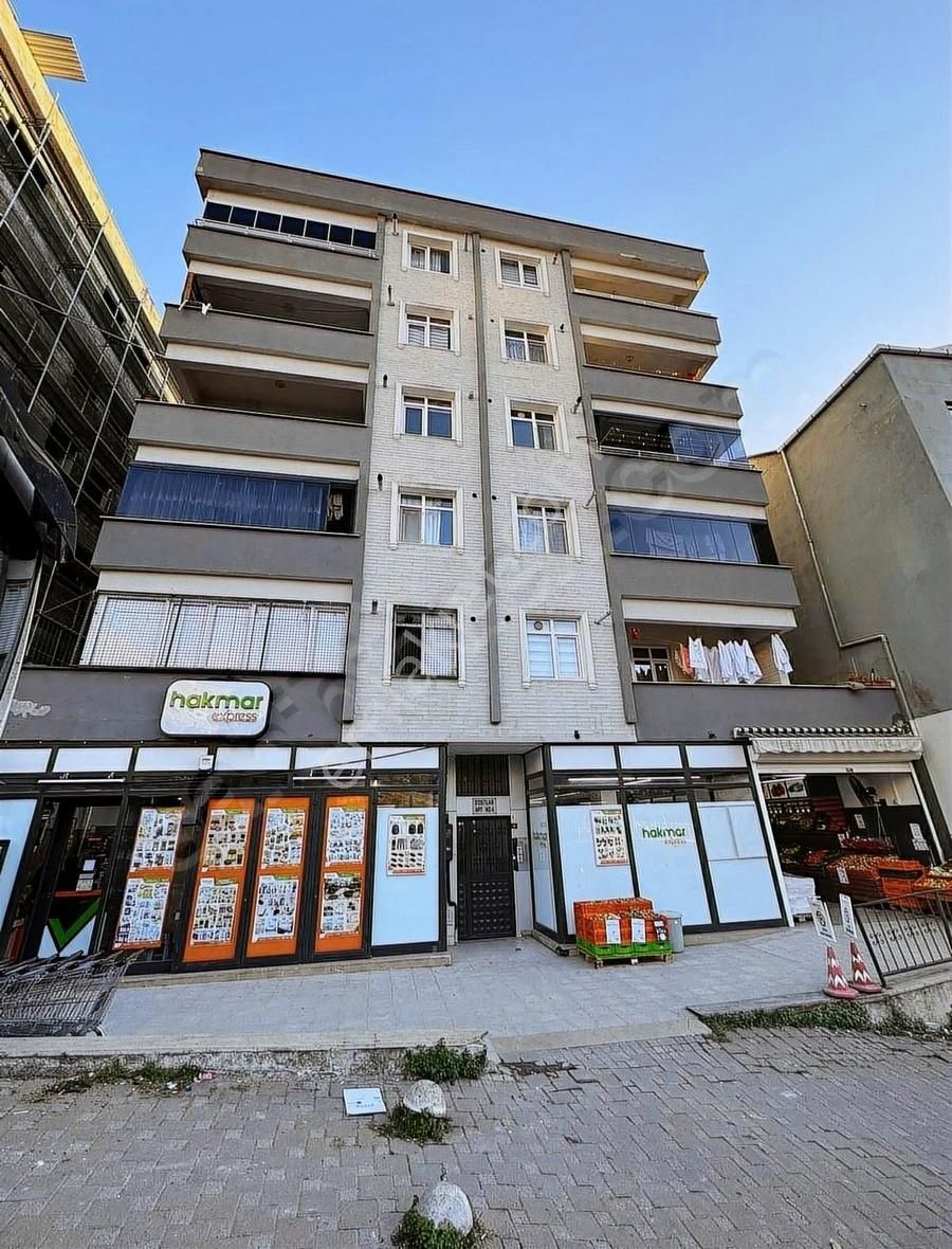 Pendik Dumlupınar Kiralık Daire 3 ADA 1 SALON DENİZ MANZARALI GENİŞ KİRALIK DAİRE