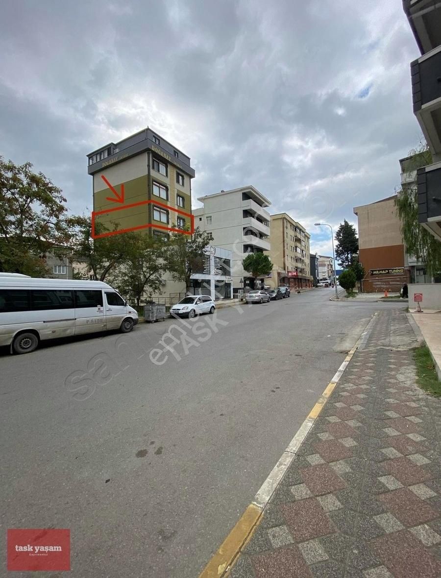 Tuzla Şifa Satılık Daire TUZLA ŞİFA MAHALLESİNDE CADDE ÜZERİ SATILIK 2+1 DAİRE