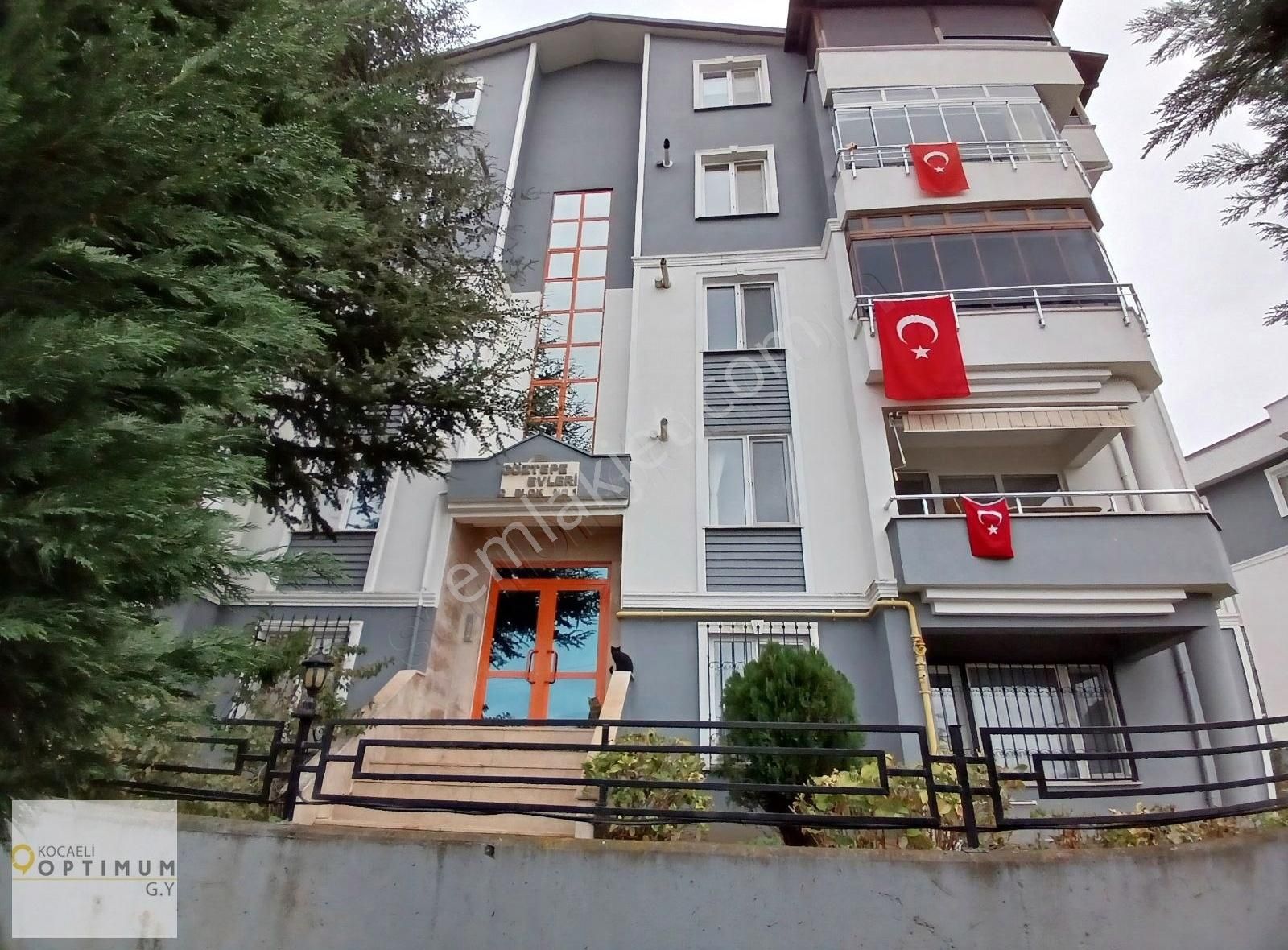 Gölcük Şehitler Kiralık Daire OPTİMUM GY'DEN ŞEHİTLER MH. EŞYALI 4+1 KİRALIK DUBLEKS DAİRE