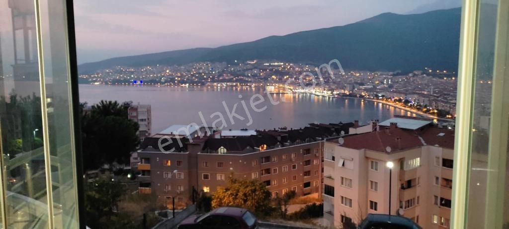 Gemlik Hisar Satılık Daire FATİH'TEN HİSAR MAHALLESİNDE 3+1 135m2 YENİ BİNADA SATILIK ARAKAT DAİRE 