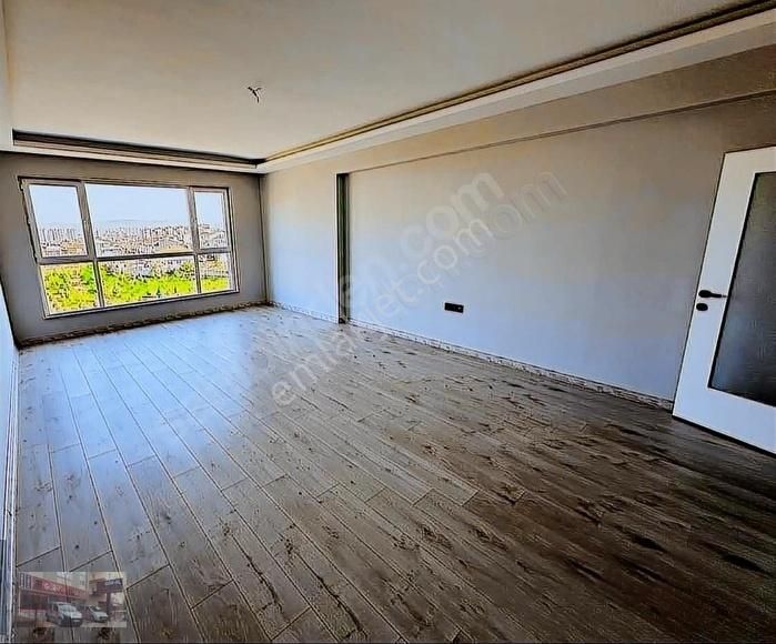 Sincan Mevlana Metroya Yakın Kiralık Daire MEVLANA MAH 3 BLOKLU SİTEDE 2+1 EBEVEYN BANYOLU GİYİNME ODALI