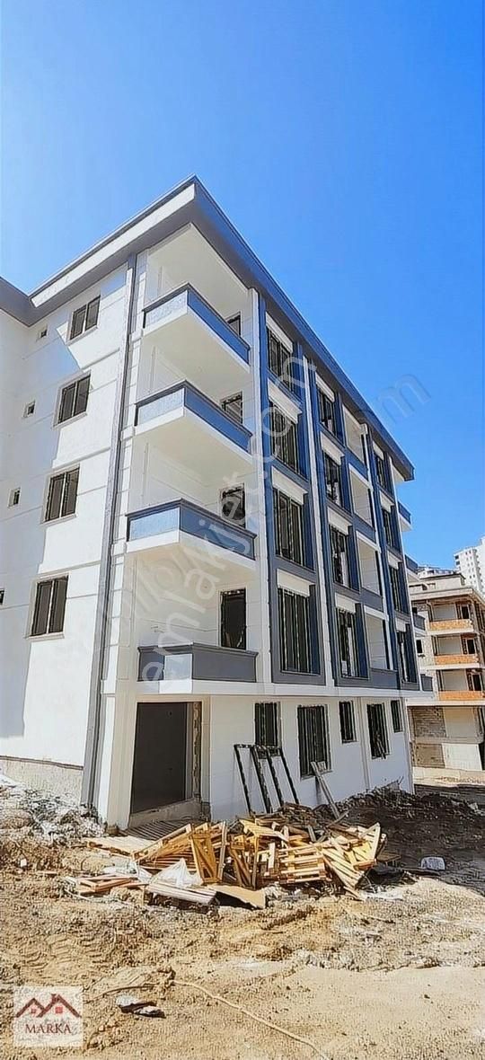 Atakum İstiklal Satılık Daire İstiklal'de 60 M2 Geniş 1+1,çift Cephe, Ara Kat