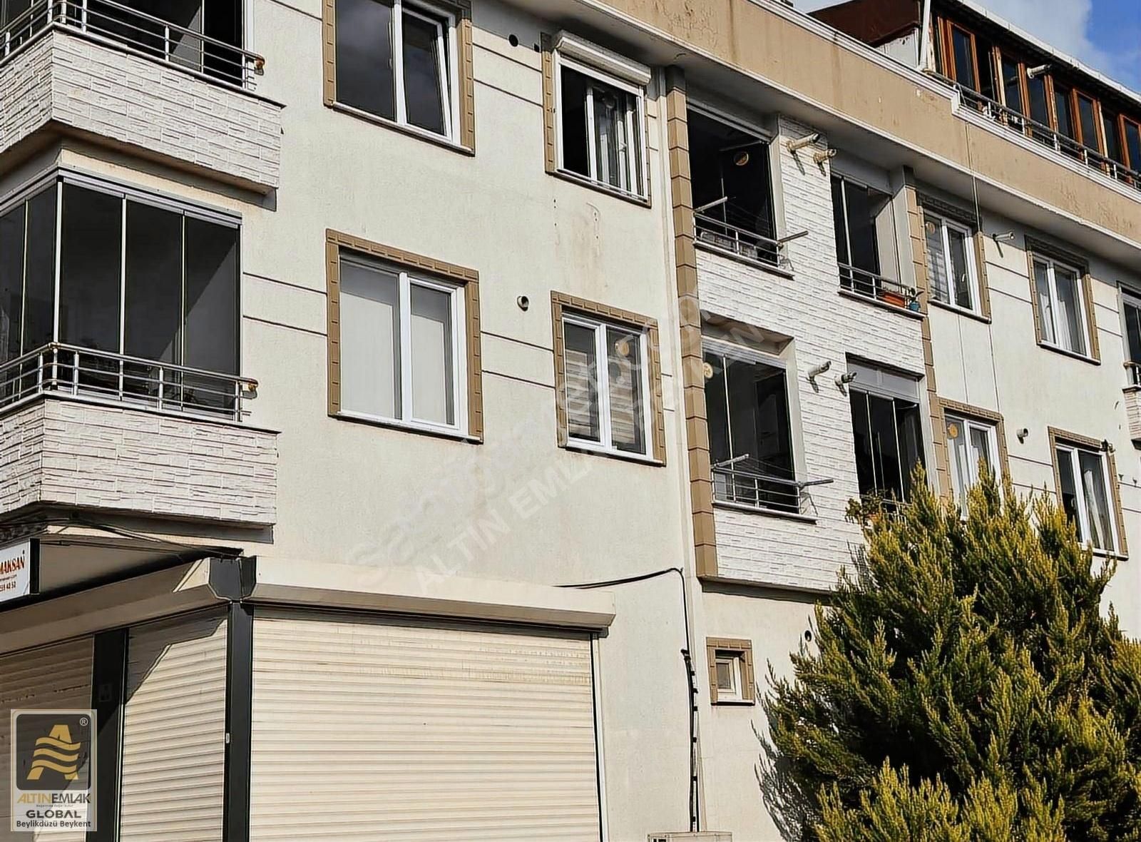 Beylikdüzü Kavaklı Satılık Daire BEYLİKDÜZÜ KAVAKLI MERKEZİ KONUMDA SATILIK 4+2 DUBLEX DAİRE