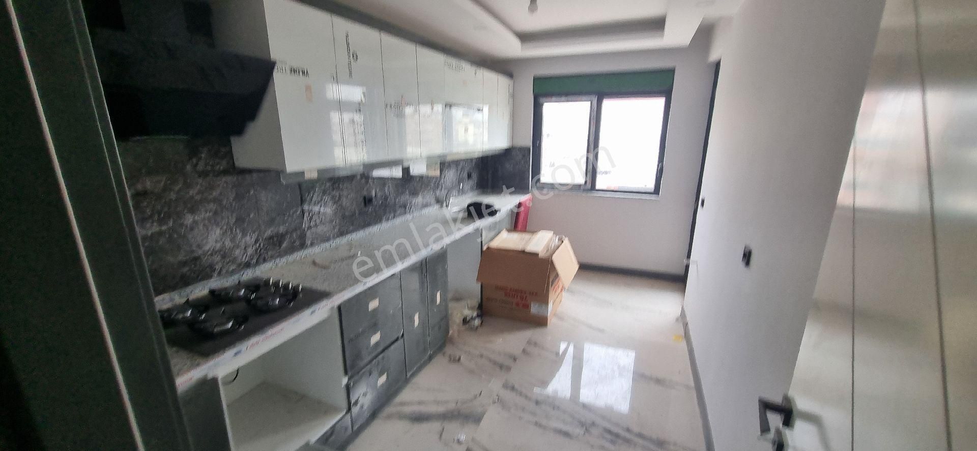 Kepez Karşıyaka Satılık Daire  KEPEZ KARSIYAKADA 2+1 105M2  SIFIR ASANSORLU OZEL MIMAR ELI DEGMIS SATILIK