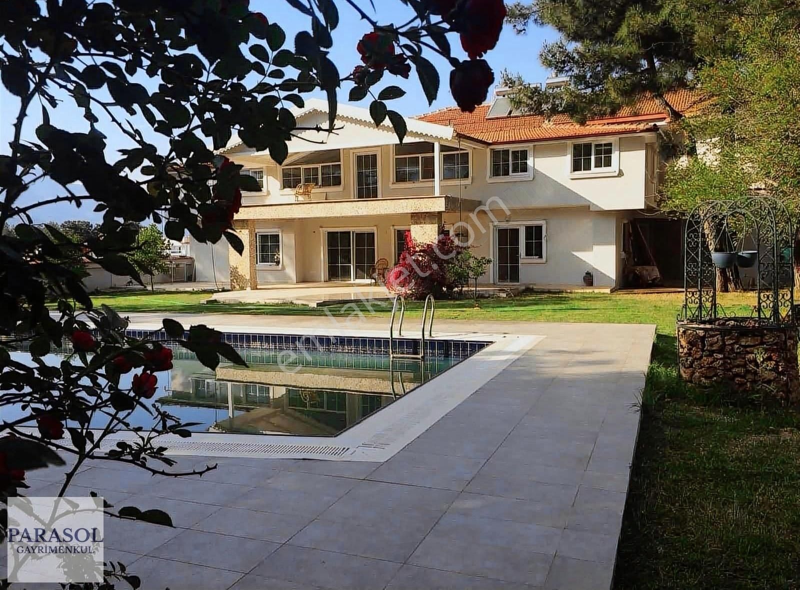 Döşemealtı Düzlerçamı Satılık Villa 1960 m² ARSA İÇİNDE 580 m² 10 ODA 5 BANYOLU MÜKTAKİL VİLLA