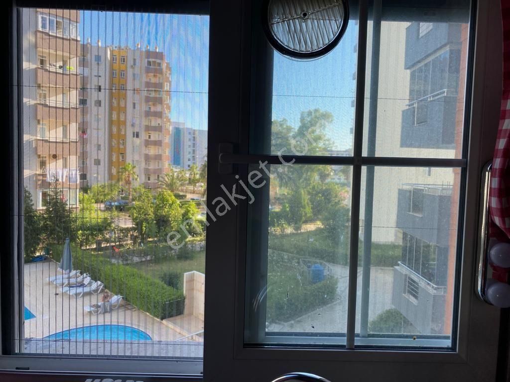 Kundu'da Denize Yürüme Mesafesinde Site İçi Geniş 3+1 Daire - Görsel 19
