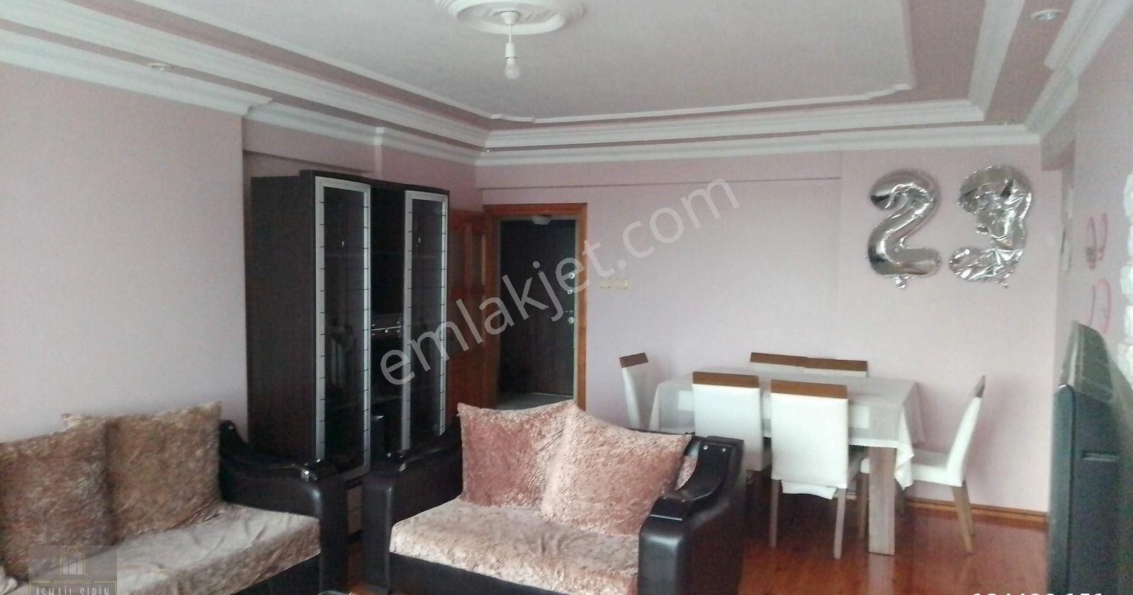 Gemlik Cumhuriyet Kiralık Daire Eşyalı Kiralık Daire 3+1 Gemlik Cumhuriyet mah. Arakat Kombili Asansörlü Okul Market Durak yakın