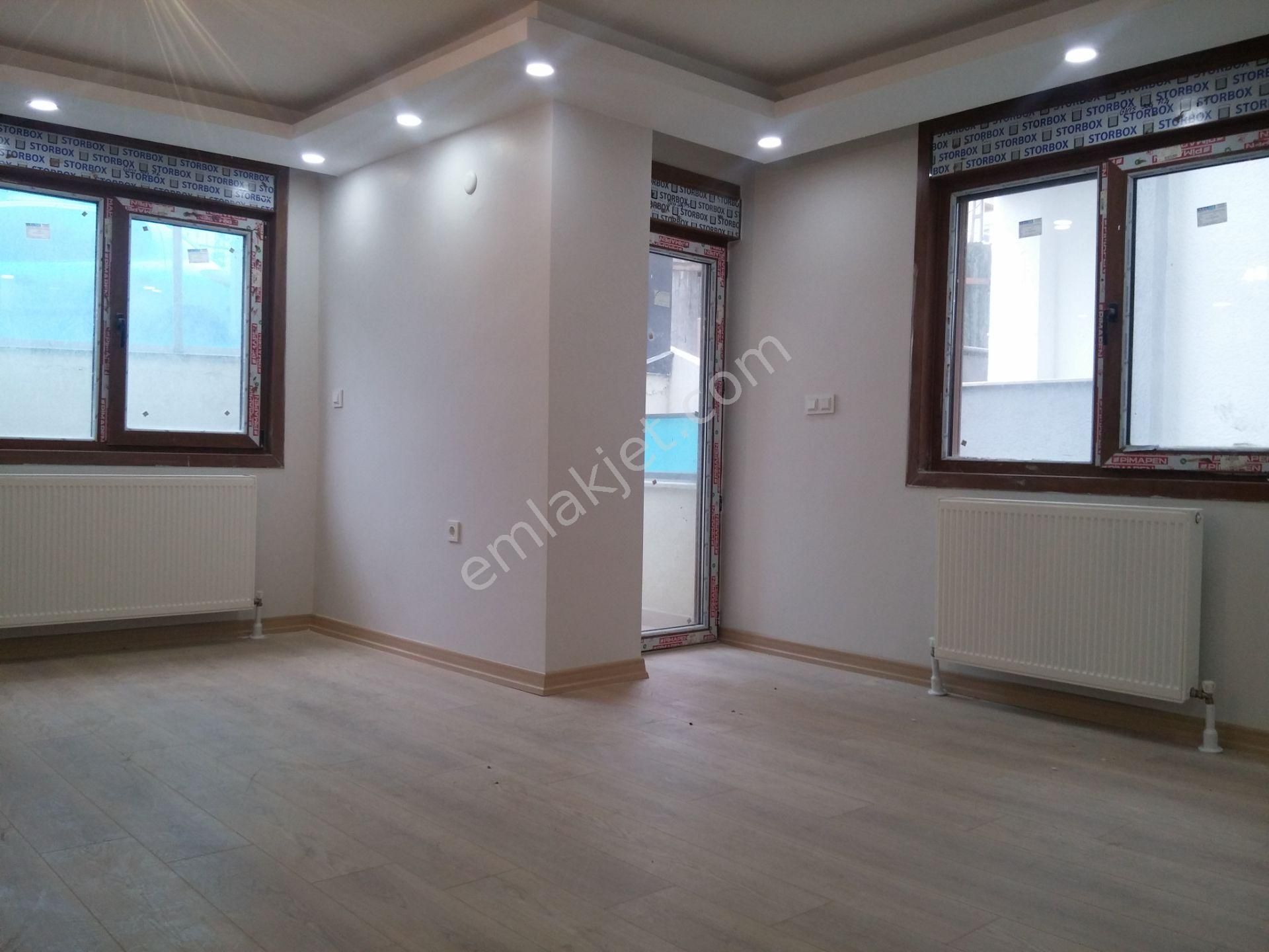 Ümraniye Armağanevler Kiralık Daire  ARMAĞANEVLERDE 2+1 KİRALIK 85m2 METROYA YAKIN