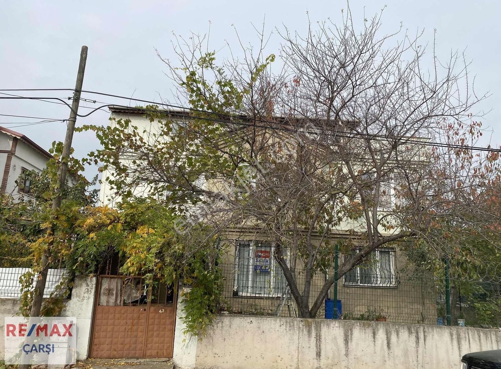 İzmit Tepeköy Satılık Müstakil Ev REMAX ÇARŞI - SATILIK MÜSTAKİL EV