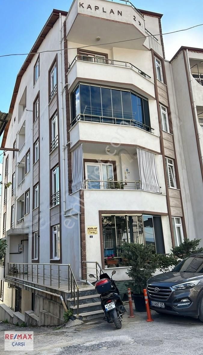 İzmit Cedit Satılık Daire Kocaeli İzmit Cedit Mah. 3+1 Satılık Dublex Daire