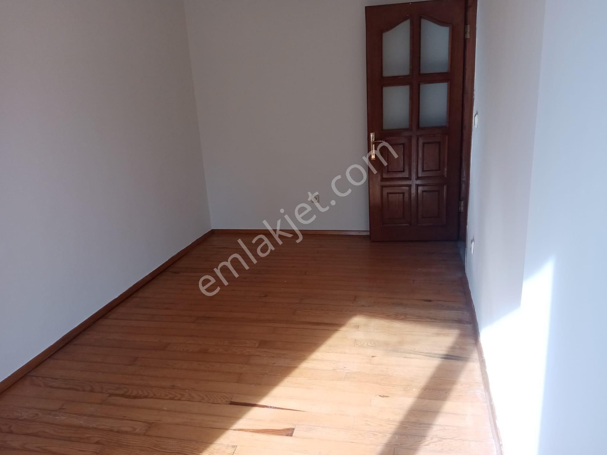 Ümraniye Armağanevler Mahallesinde Kiralık 4+1 Dublex Daire - Görsel 26